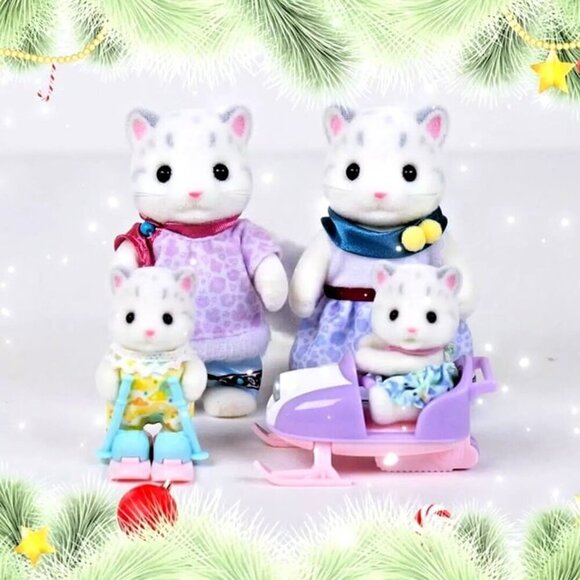 Calico Critters Sylvanian Families FS-55 Snow Leopard Family - Picture 2 of 6